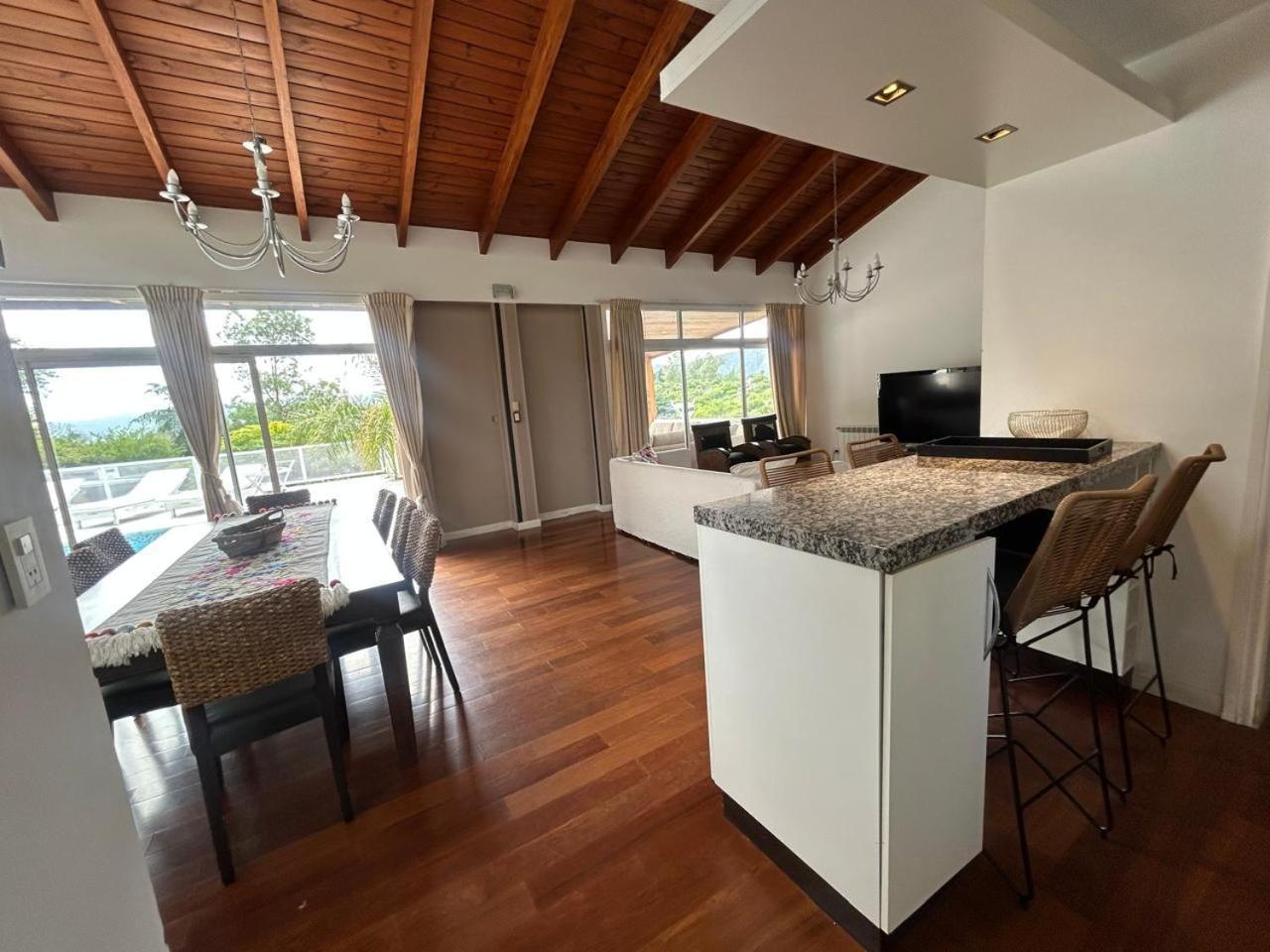 Casa Laura Сasa de vacaciones Villa Carlos Paz