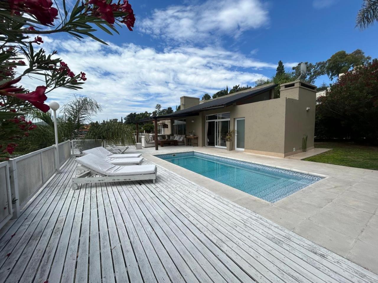 Casa Laura * Villa Carlos Paz